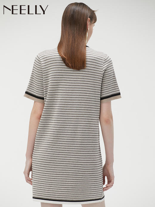 NEELLY/纳俪2019冬季新款圆领拼色小香风清新大方套头连衣裙NM1909CA649 商品图2