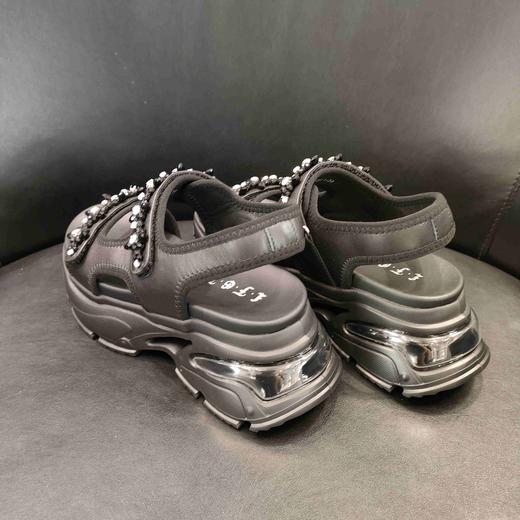 LFGJ 14507新款水钻串珠重工松糕厚底百搭休闲凉鞋 商品图8