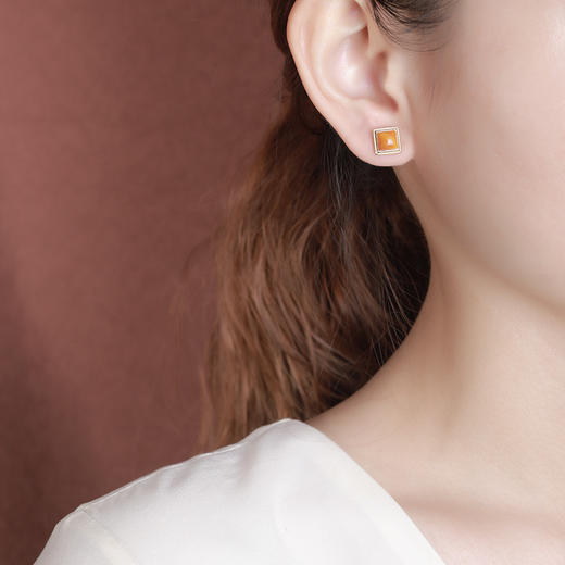 S925纯银镀金复古蜜蜡简约四方形优雅温柔耳饰CW 商品图3