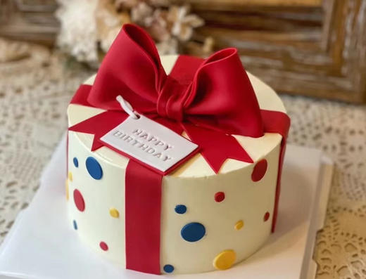 网红精致的蝴蝶结蛋糕，全部翻糖巧克力制作，蛋糕装饰全部可食用，需提前48小时以上预订 商品图1