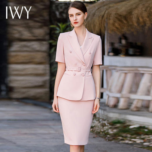 IWY/夏高级感短袖粉色西装套装女主持人正装气质两粒扣经理工作服CS1786 商品图4