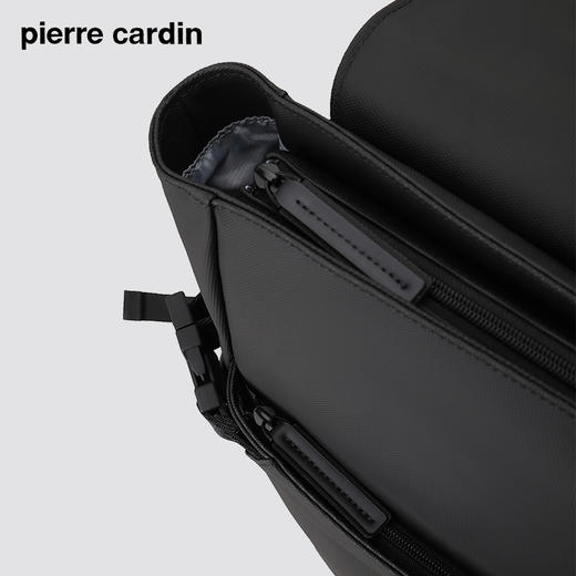 皮尔卡丹Energy系列时尚电脑包大容量双肩包男士 商品图7