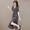 QYM HB238813-Y夏季V领印花碎花连衣裙 商品缩略图1