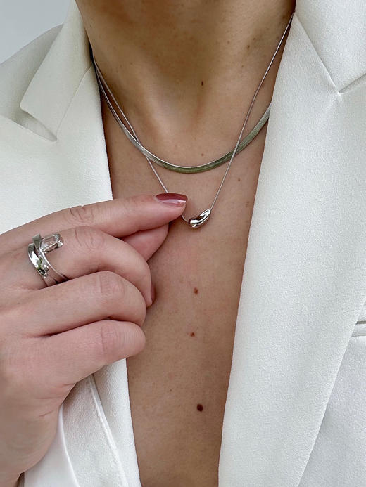 APRESI｜TROUVAILLE Millennium Cut Square White Topaz Fluid Ring [流转戒指] 商品图7