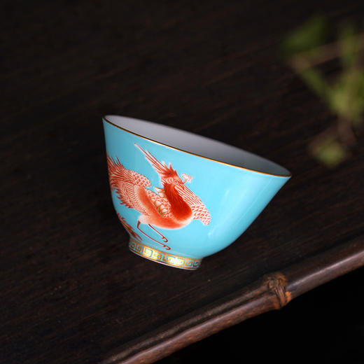 绿地粉彩矾红描金凤凰纹杯 商品图3