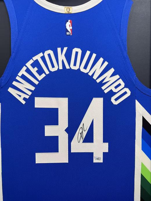 收藏系列 字母哥 雄鹿队34号蓝色 亲笔签名球衣 商品图2