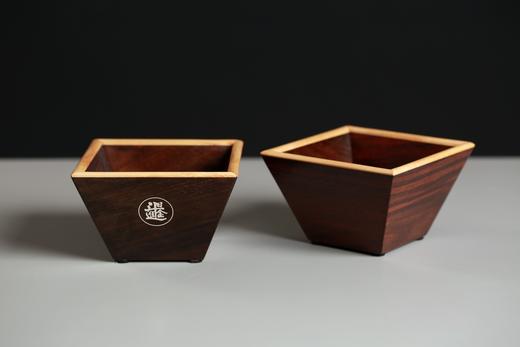 SDCC0073-1°日进斗金 大红酸枝米斗型食碟 商品图4