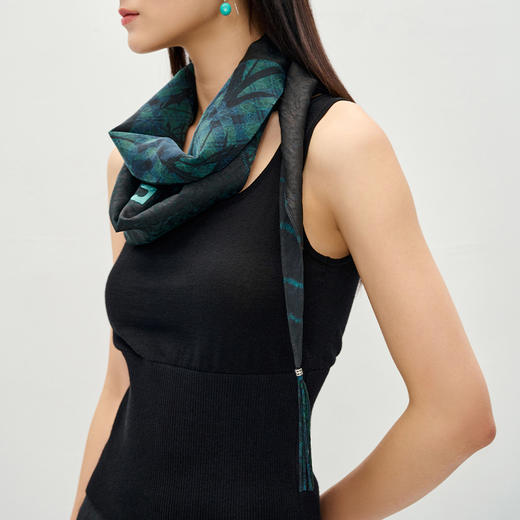 TANGY Collection/天意精品莨绸扎染围巾 商品图2