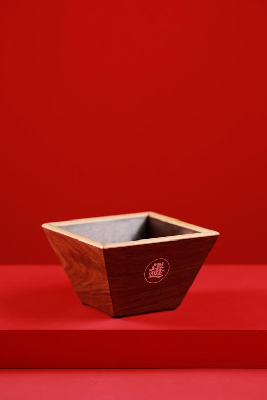 SDCC0073-1°日进斗金 大红酸枝米斗型食碟 商品图5