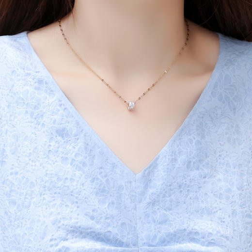 QYM LY9971-Y压花连衣裙V领短袖裙中长款高腰A字裙 商品图3