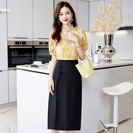 立领蝴蝶洋气减龄百搭显瘦复古盘扣半身裙套装HBLJRA629-6-1 商品图6