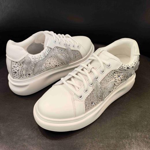 LFGJ 14648蝴蝶水钻透气网面小白鞋 商品图3