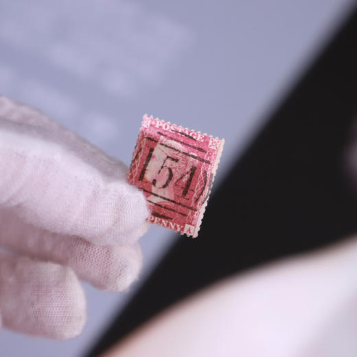 《伊丽莎白二世女王》邮币纪念典藏册 珍邮26枚、英国硬币1枚、香港硬币1枚 商品图12