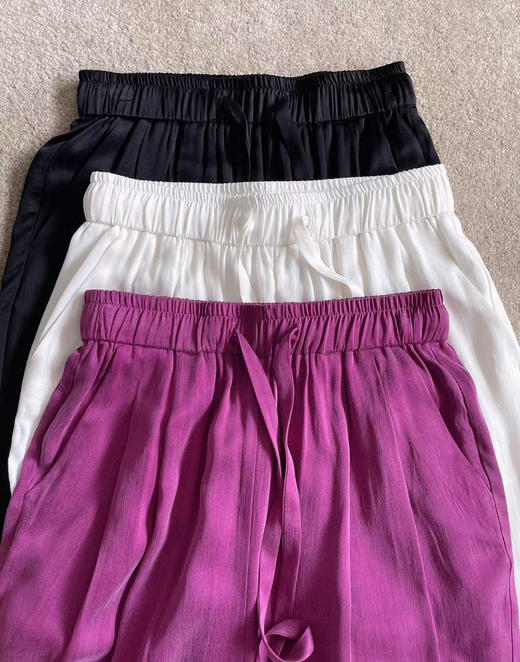 铜氨丝萝卜裤。 玫红  白色 黑色 自己备注号码颜色 商品图2