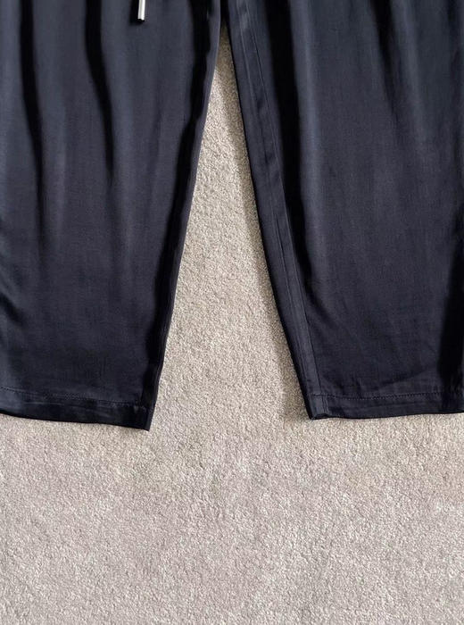 铜氨丝萝卜裤。 玫红  白色 黑色 自己备注号码颜色 商品图11