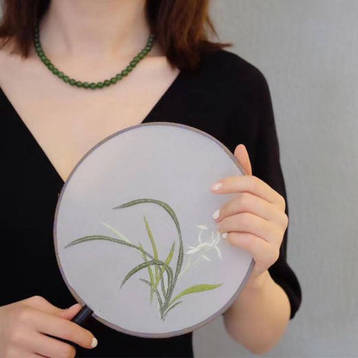 【宏艺珠宝】天然和田碧玉项链（自带天然铁元素黑点，介意勿拍）﹝主体为晶石类、有机宝石类、天然玉石类产品不支持以旧换新﹞ 商品图2