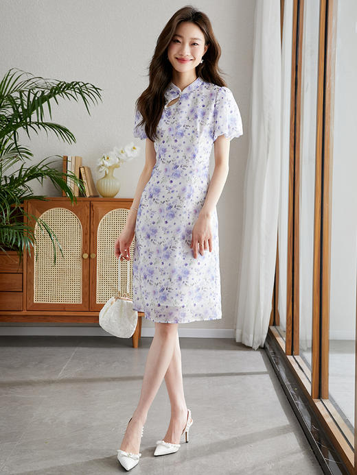 【专属特价】熙世界改良旗袍新款2025夏季女装高端年轻款气质新中式碎花连衣裙 商品图0