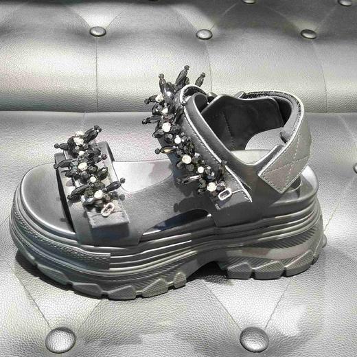 LFGJ 14651 串珠厚底偏带凉鞋 商品图7