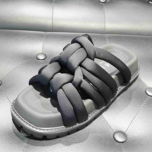 LFGJ 15005 厚底编织面包拖鞋 商品图6