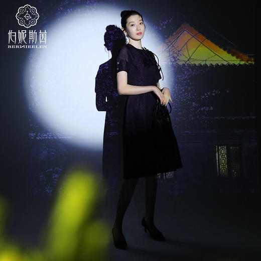 【伯妮斯茵】优雅中长款连衣裙 2S500016 商品图3