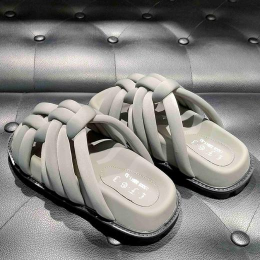 LFGJ 15005 厚底编织面包拖鞋 商品图4