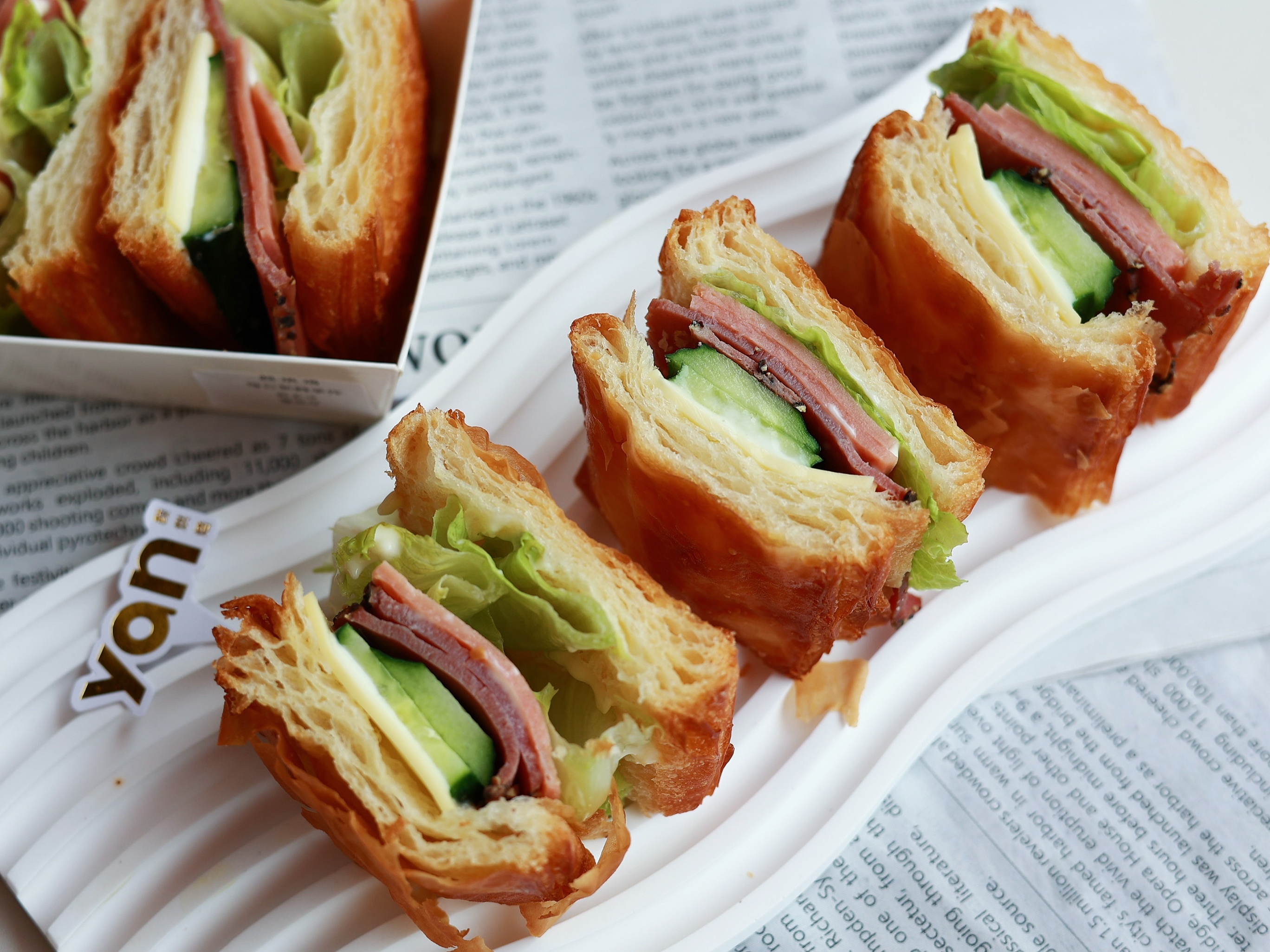 丹麦牛肉三明治