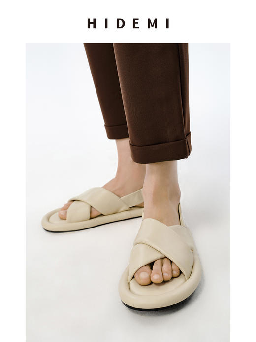 HIDEMI云朵厚底交叉带凉鞋 米白色/深棕色 商品图1