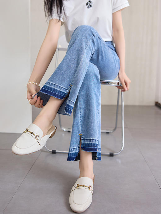 【专属特价】熙世界开叉微喇牛仔裤女春夏薄款2025新款高腰修身显瘦毛边喇叭裤 商品图3