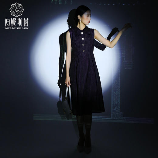 【伯妮斯茵】气质无袖立领连衣裙 2S500013 商品图4