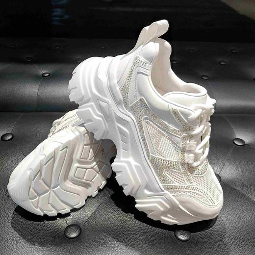 LFGJ 14646  超轻网孔闪钻老爹鞋 商品图3