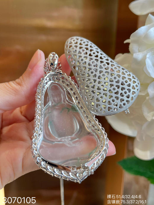 玻璃飘翠观音吊坠【3070105】具体价格微信咨询 商品图8