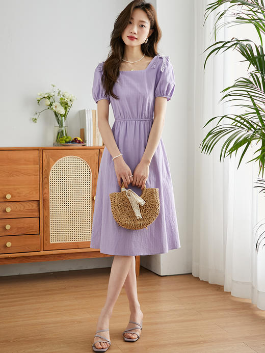【专属特价】熙世界100肌理棉紫色连衣裙女收腰显瘦修身气质方领裙子2025夏装 商品图3