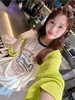 点此购买 女士春夏荧光绿插肩袖字母长袖T恤 83 255086 商品缩略图5