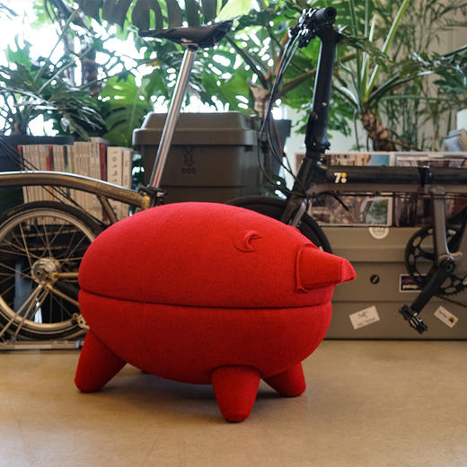 与光共舞 光头仔的游乐园 猪猪凳/茶几 布莱卡红羊绒款 商品图2