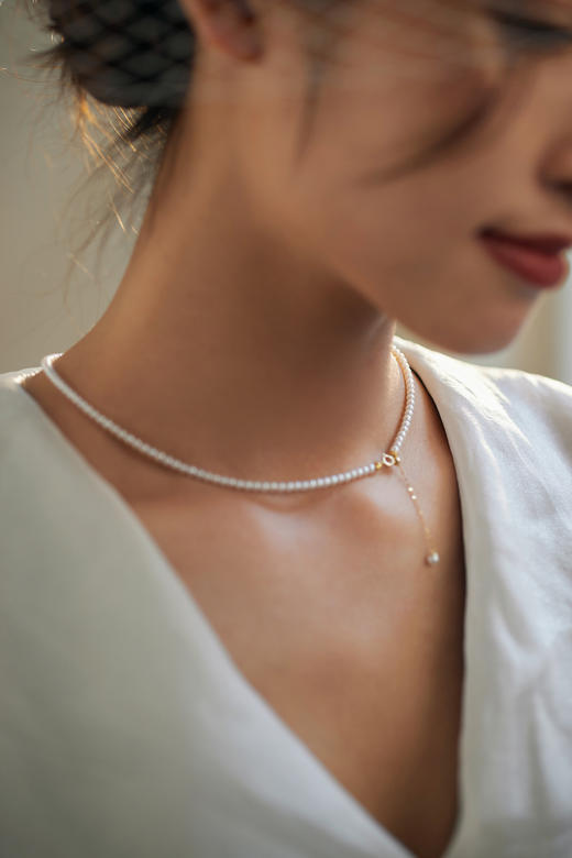 【孤品仅1条】洛丽塔baby18k金极光珍珠素链3.5-4mm 商品图7