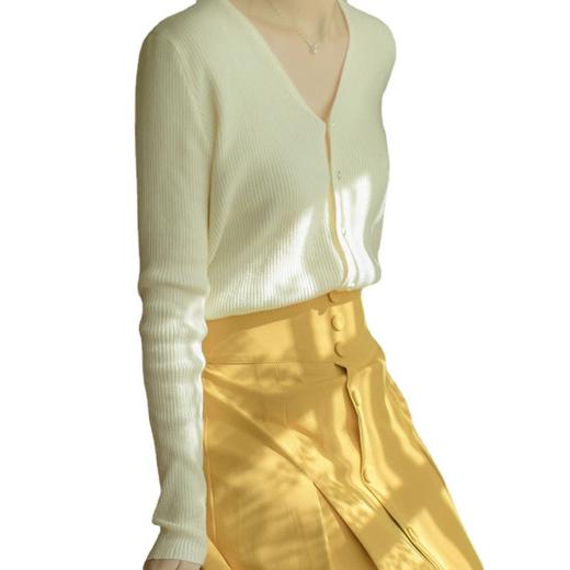 【温柔天花板，显瘦雅致】法式复古v领温柔优雅针织开衫上衣女 2023春夏薄款显瘦防晒空调衫 商品图4