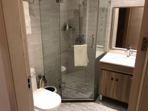 大床房（周日～周四） 商品图1