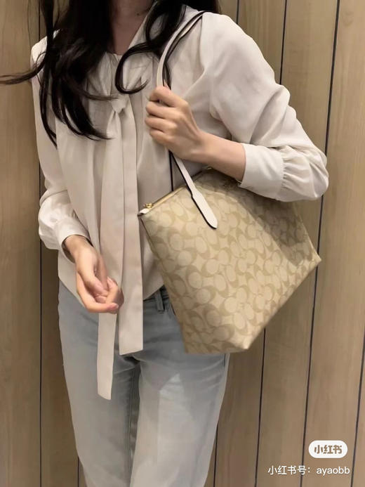 Coach拉链托特包-3色，特价🉐️ 商品图0