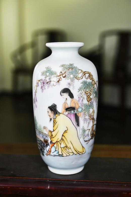 博学为文粉彩人物瓶 商品图0