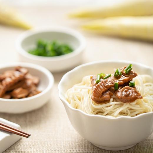 春山喜食 油焖笋 300克/盒 鲜香脆嫩爽口 开袋即食 商品图3