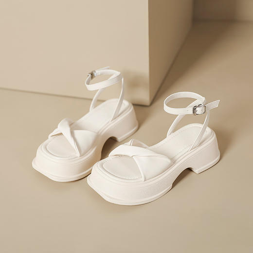 【芥末绿chao显白，不臭脚不挤脚】凉鞋女2023年夏季新款厚底罗马鞋松糕底沙滩鞋 商品图7