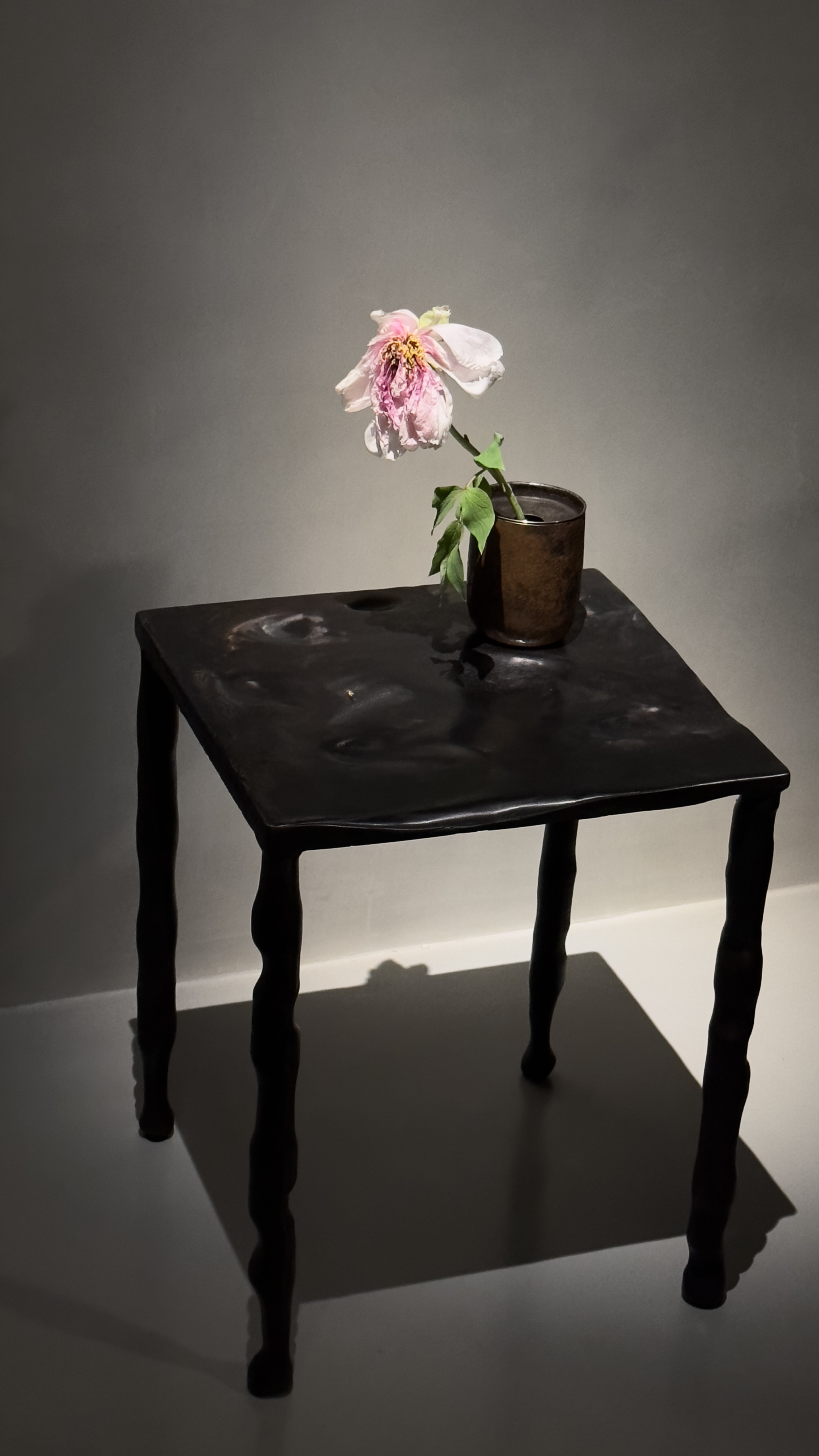 锻 铁 方 几 - 008（不含花器）此产品为定制款 周期两个月