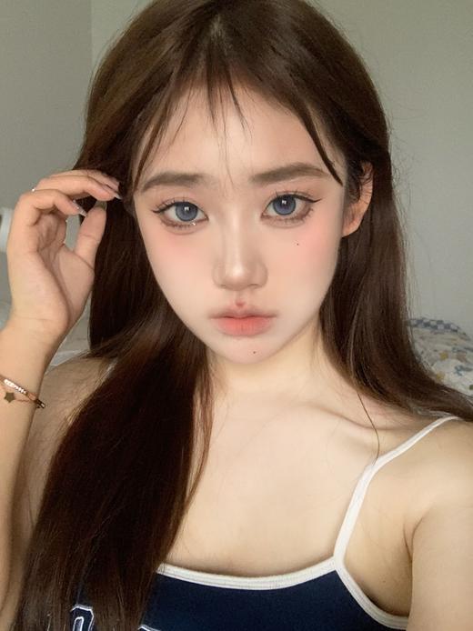 坚果力NUTNUTLOOK做自己 14.5mm半年抛中大直径高光美瞳隐形眼镜 白狮旗下自营品牌赠送伴侣盒 半年抛2片 商品图5