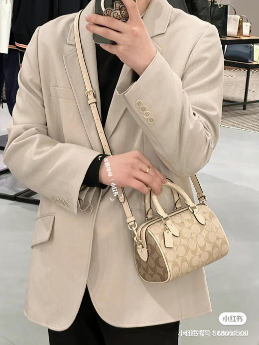 蔻驰mini波士顿枕头包3色，特价🉐️ 商品图2