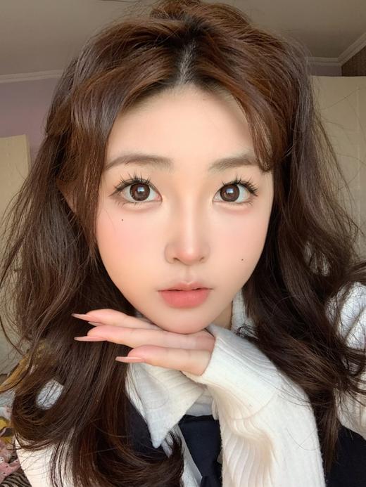 坚果力NUTNUTLOOK成为富婆 14.5mm大直径美瞳隐形眼镜 白狮旗下自营品牌赠送伴侣盒  半年抛2片 商品图8