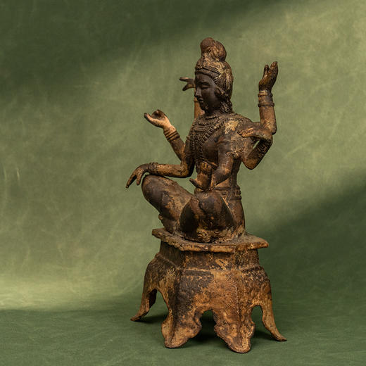 清 铁铸六臂观音像 商品图3