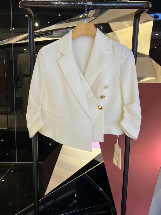 花苞袖俏气短西装 商品图0