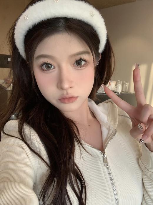 坚果力NUTNUTLOOK向往松弛 14.5mm中大直径美瞳隐形眼镜 白狮旗下自营品牌赠送伴侣盒 半年抛2片 商品图9