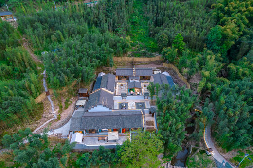 【超值特惠-峨眉山250号】单房预定，699元起住温泉私汤房，峨眉竹林里的避世民宿，报国寺，地暖，hlct 商品图7