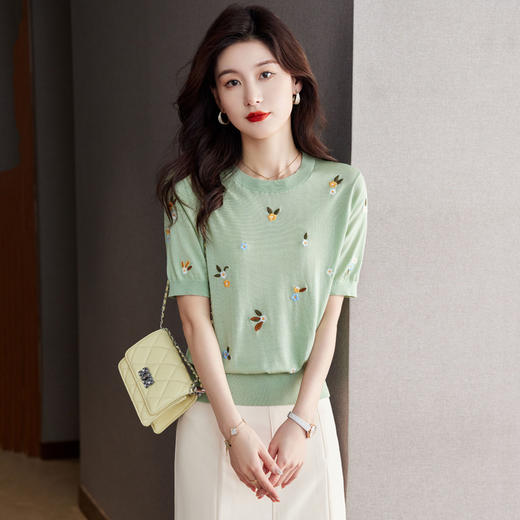 宽松减龄，女士短袖t恤薄款气质刺绣针织体恤轻奢小众上衣夏季CC-J3469 商品图1